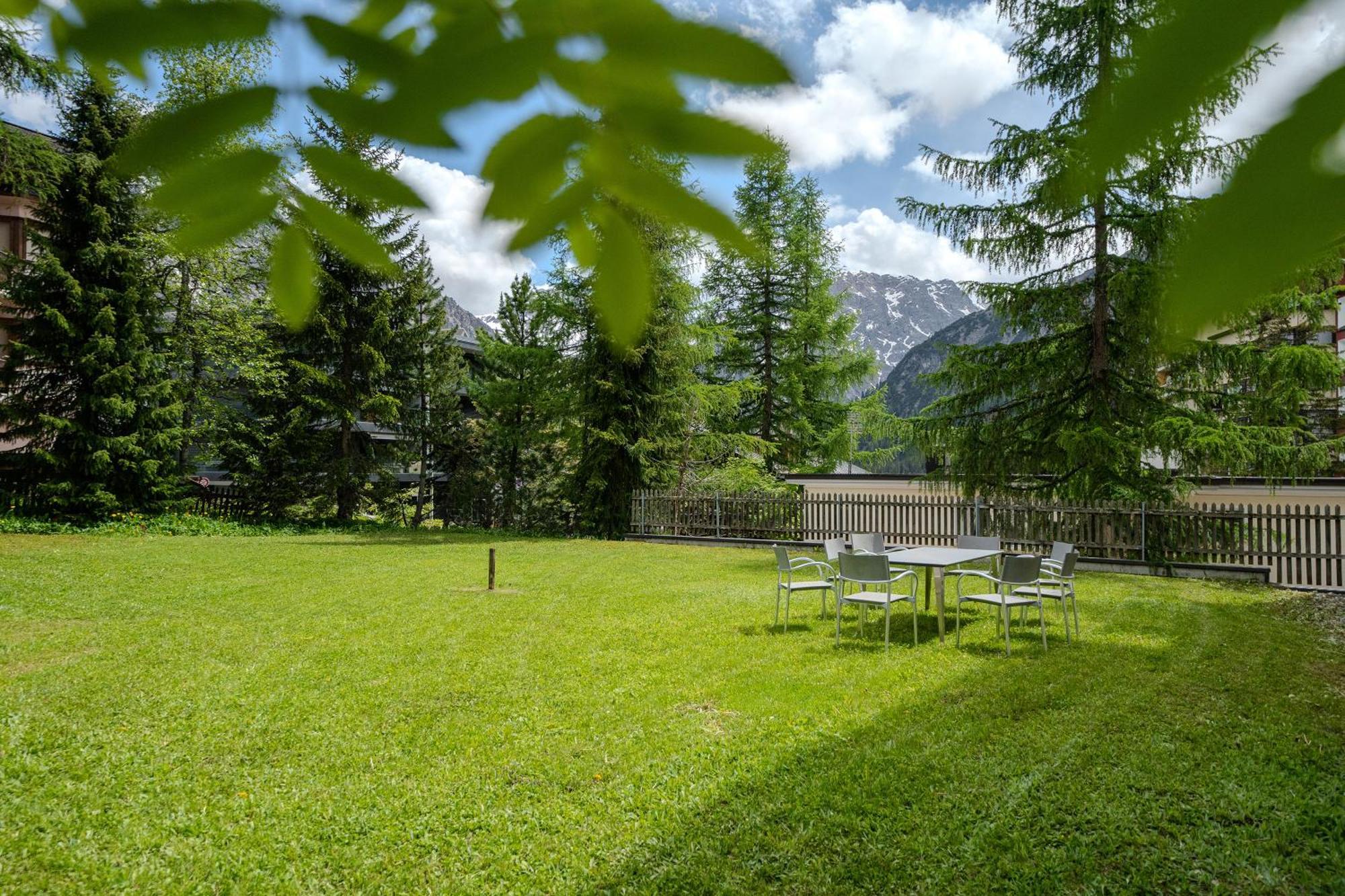 Haus Padrun 10 By Arosa Vacations Leilighet Eksteriør bilde